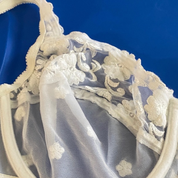 Felina White Lace Bra - Picture 10 of 16